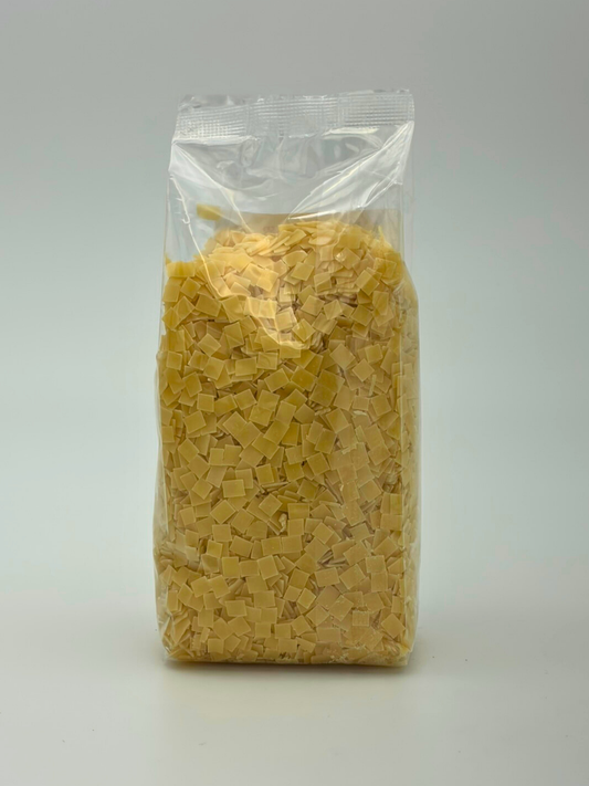 Sade Erişte (Küçük kare kesim)